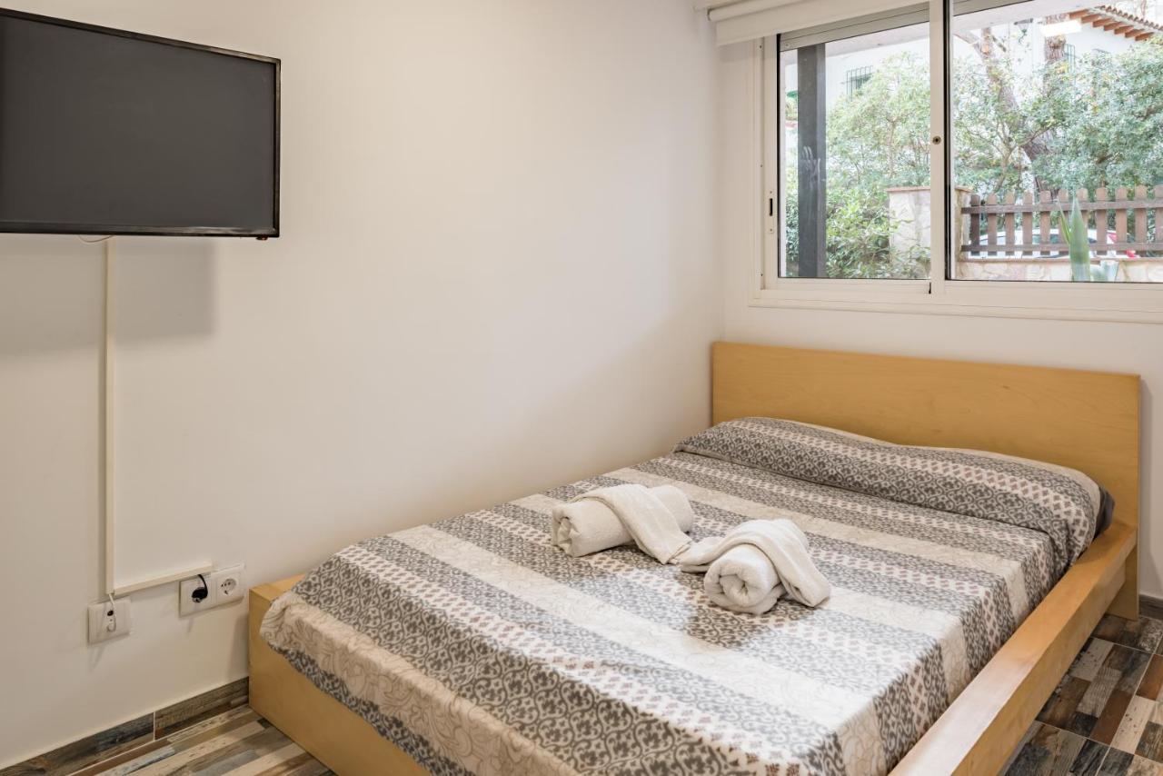 Apartamentos Piscis Платья-де-Аро Экстерьер фото